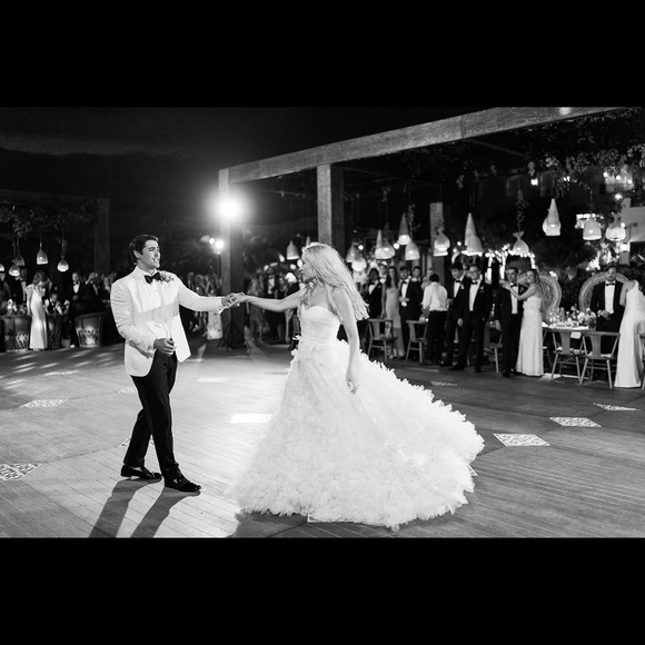 Marchesa Bridal Fall 2016 Wedding Gown - Picture 7 of 8